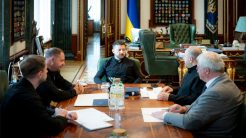 Εντολή Ζελένσκι για σύσταση μόνιμης διαπραγματευτικής ομάδας στις συνομιλίες εκεχειρίας με τη Μόσχα