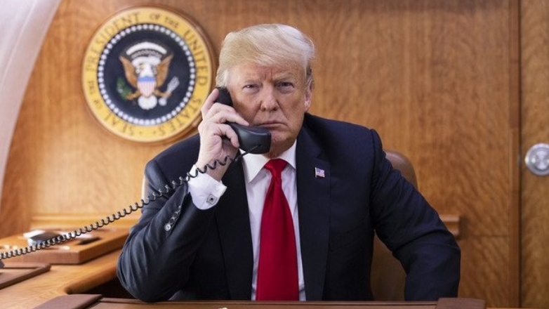 Τραμπ: Πρώτα με Πούτιν, μετά με Ζελένσκι