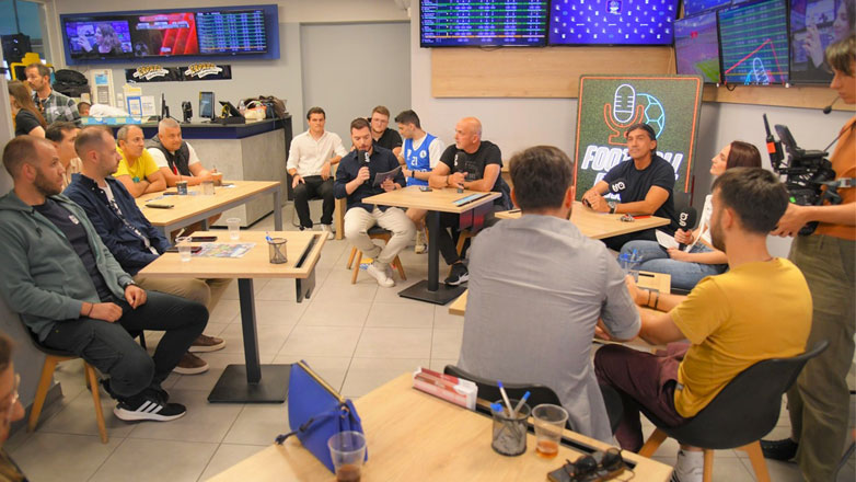 Γιώργος Αμανατίδης και Θανάσης Κολιτσιδάκης στο Πάμε Στοίχημα Football Party by Gazzetta για τον τελικό κυπέλλου