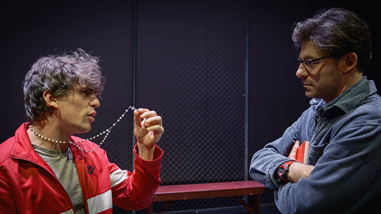 «Μια άλλη Θήβα» του Σέρχιο Μπλάνκο, σε σκηνοθεσία του Βαγγέλη Θεοδωρόπουλου σε καλοκαιρινή περιοδεία