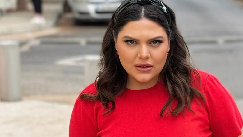 Η Δανάη Μπάρκα έγινε ξανθιά! Δείτε την τεράστια αλλαγή στην εξωτερική της εμφάνιση