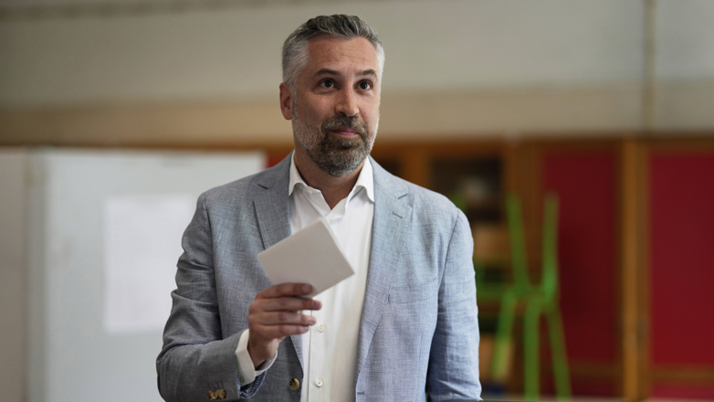 Πορτογαλία: Παραιτείται ο ηγέτης των Σοσιαλιστών