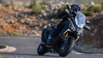 SYM Test Rides για τα ADX 300 και ADXTG 400
