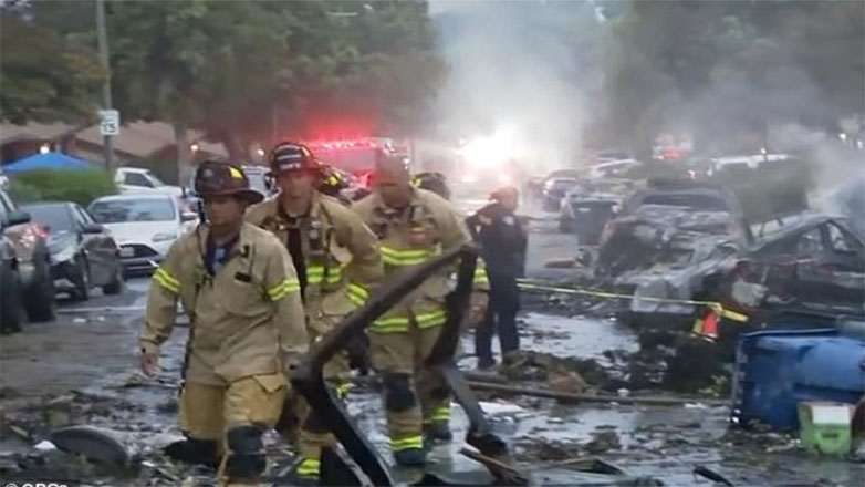 Πολλοί νεκροί από τη συντριβή του αεροσκάφους Cessna σε γειτονιά του Σαν Ντιέγκο