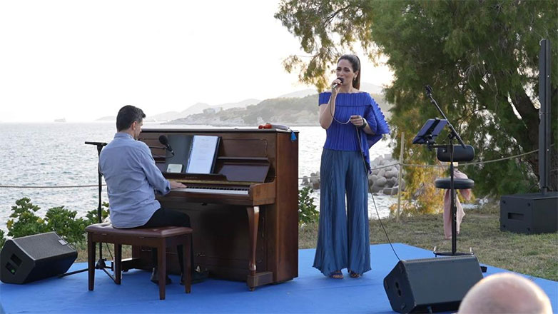 Χιλιάδες θεατές απόλαυσαν δωρεάν συναυλίες πιάνου σε όλη την Αθήνα