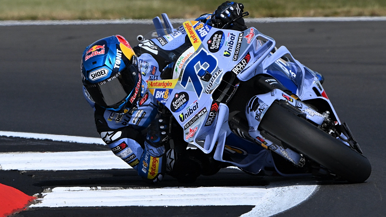 Ο Alex Marquez κερδίζει οριακά τον Quartararo, στις Δοκιμές MotoGP στο Silverstone