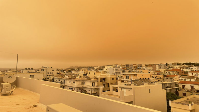 Κίτρινα τα Χανιά από την αφρικανική σκόνη!