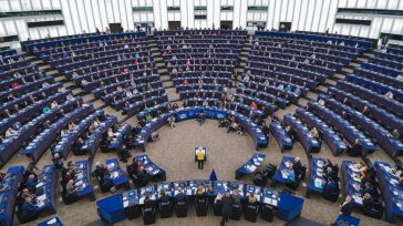 «Βόμβα» του Ευρωκοινοβουλίου: Χαρακτηρίζει παράνομη τη διαδικασία για το ευρωπαϊκό πρόγραμμα άμυνας