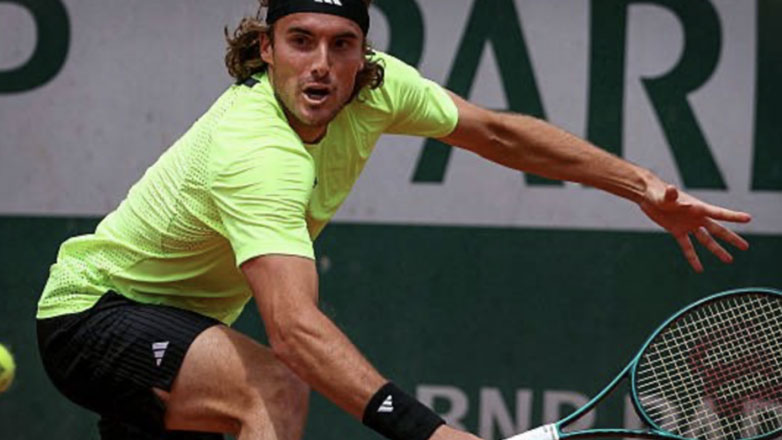 Ρολάν Γκαρός: Με καθαρή νίκη στο δεύτερο γύρο ο Τσιτσιπάς