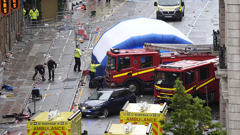 Βρετανία: Απαγγέλθηκαν κατηγορίες στον οδηγό που έπεσε πάνω στο πλήθος στο Λίβερπουλ