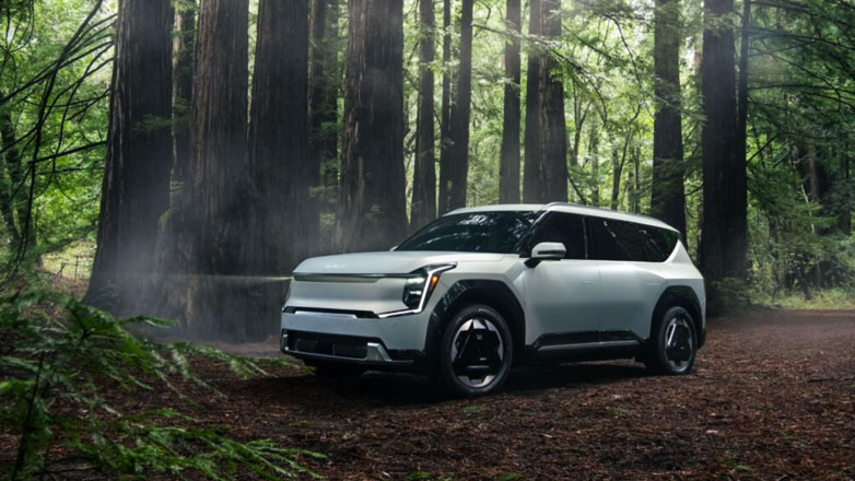 Πως η KIA καταφέρνει να κάνει τις μετακινήσεις πιο «πράσινες» μέρα με τη μέρα;