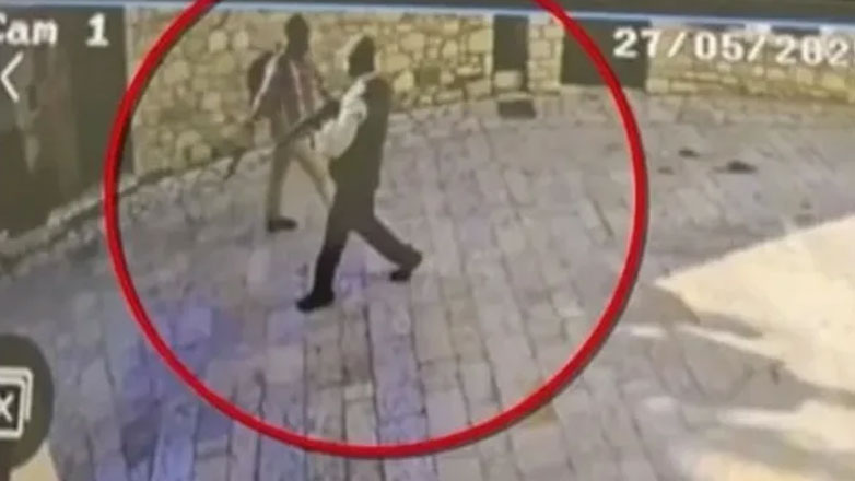 Μπήκε στο ΙΧ για να καταδιώξει τους ληστές και τον πυροβόλησαν τρεις φορές