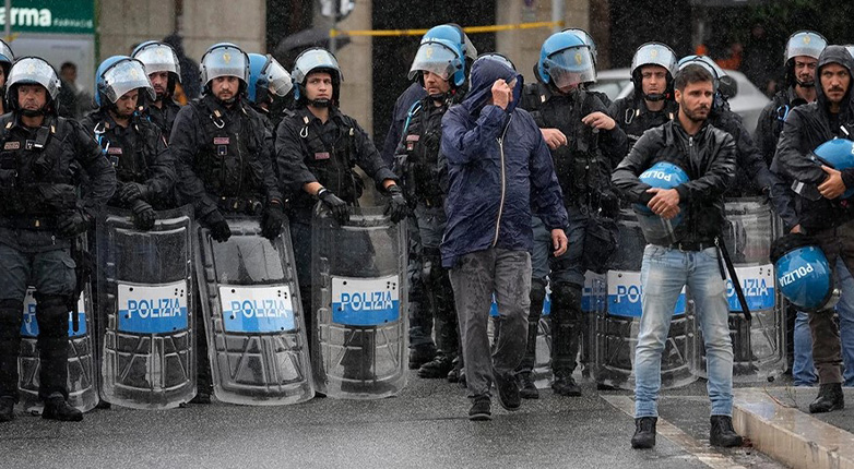 H επιτροπή κατά του ρατσισμού του Συμβουλίου της Ευρώπης ζητά από την ιταλική κυβέρνηση να ελέγξει τη «φυλετικής καταγραφής» από μέρους της αστυνομίας