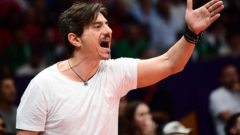 Γιαννακόπουλος στους παίκτες: «Μόνο το 3-0 είναι αποδεκτό – Πάμε να τους διαλύσουμε»