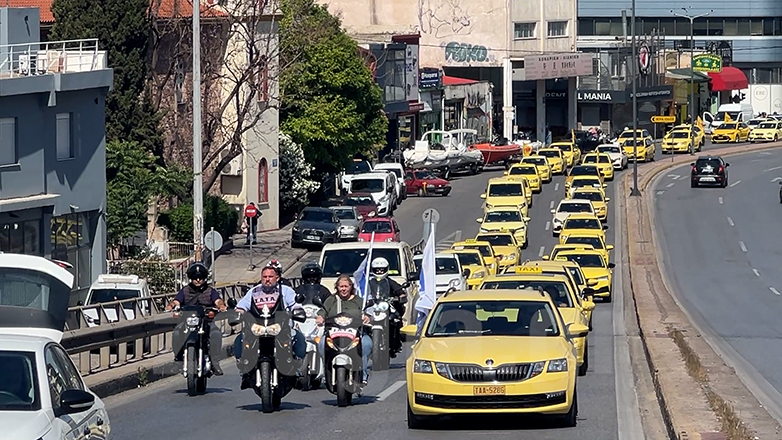 Προειδοποιητική 48ωρη απεργία ταξί στις 9 και 10 Σεπτεμβρίου