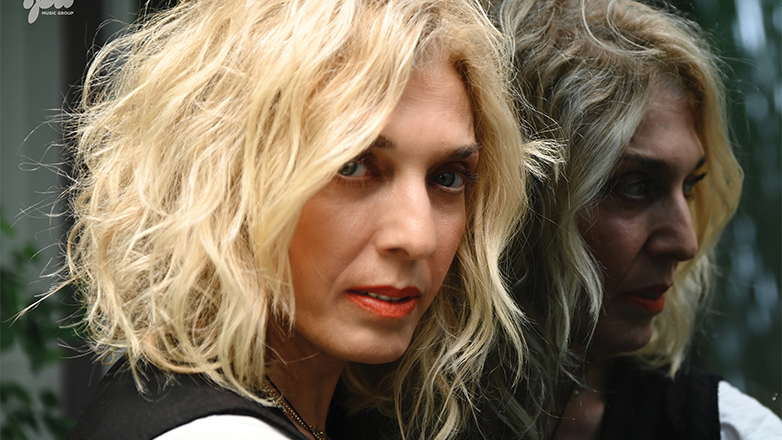 Κρινιώ Νικολάου: «Ανήσυχα Όνειρα» Κρινιώ Νικολάου: «Ανήσυχα Όνειρα»