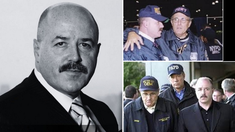 Πέθανε ο Μπέρνι Κέρικ, ο αστυνομικός διευθυντής της Νέας Υόρκης κατά την επίθεση στους Δίδυμους Πύργους