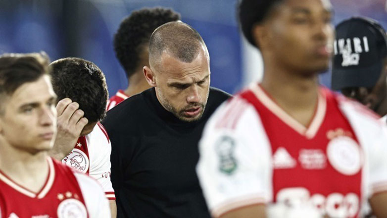 Ο Χάιτινγκα αναλαμβάνει το «τιμόνι» του Άγιαξ