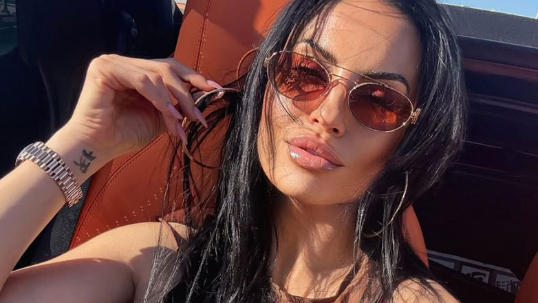 Δήμητρα Αλεξανδράκη: Η απάντησή της on camera για τον χαρακτηρισμό «ξεπεσμένη» από τον Δημήτρη Αλεξάνδρου