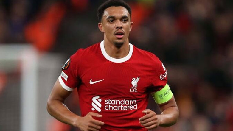 Επίσημα στη Ρεάλ Μαδρίτης ο Αλεξάντερ-Άρνολντ