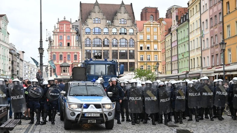 Champions League: Αυστηρά μέτρα ασφαλείας στο Παρίσι με 5.400 αστυνομικούς