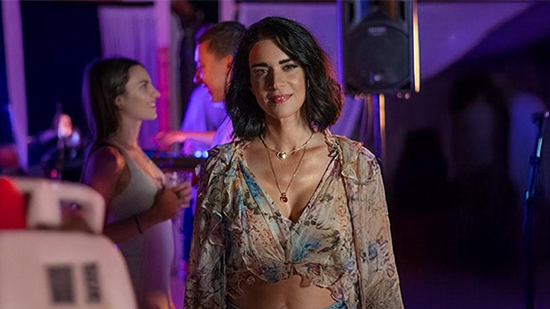 Στέφανη Κρασσά: Εντυπωσιάζει το νέο της τραγούδι με τίτλο «Πιο πολύ» Στέφανη Κρασσά: Εντυπωσιάζει το νέο της τραγούδι με τίτλο «Πιο πολύ»