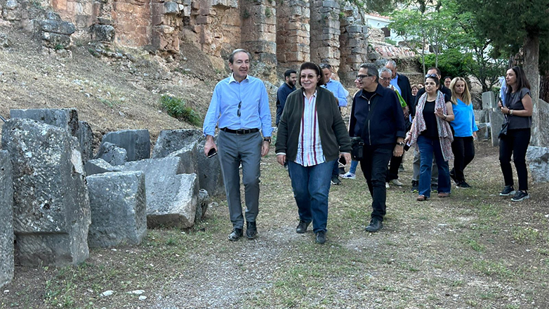 Λίνα Μενδώνη από τους Δελφούς: Έργα θωράκισης και αναβάθμισης με στόχο την επιμήκυνση της επισκεψιμότητας