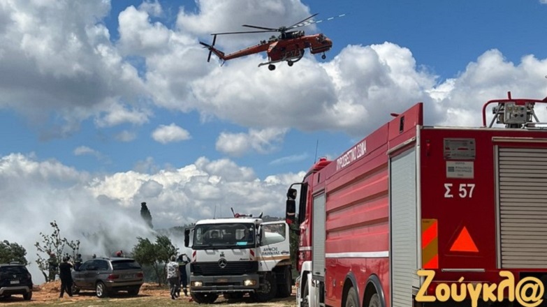 Υπό έλεγχο η φωτιά στα Σπάτα