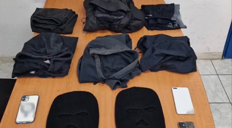 Ανήλικοι λήστευαν καταστήματα ψιλικών στον Βύρωνα