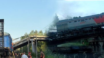 Κατέρρευσαν δύο γέφυρες στη Ρωσία