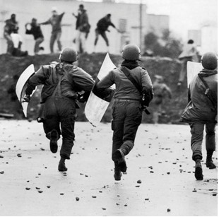 «Κατοχή εκ των έσω»: Ένα βιβλίο νομικού μελετητή που ζητά την κατάρρευση του καθεστώτος της εβραϊκής υπεροχής του Ισραήλ