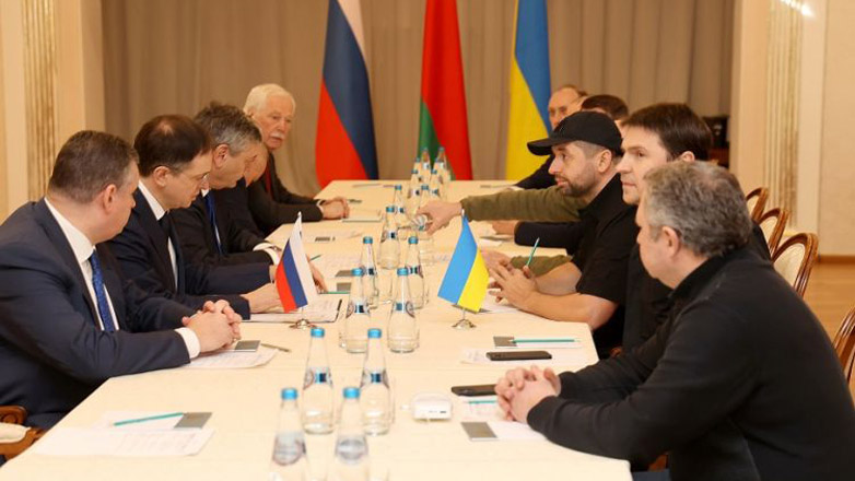 Αναχώρησε η Ρωσική αντιπροσωπεία  για τις συνομιλίες με την Ουκρανία στην Κωνσταντινούπολη