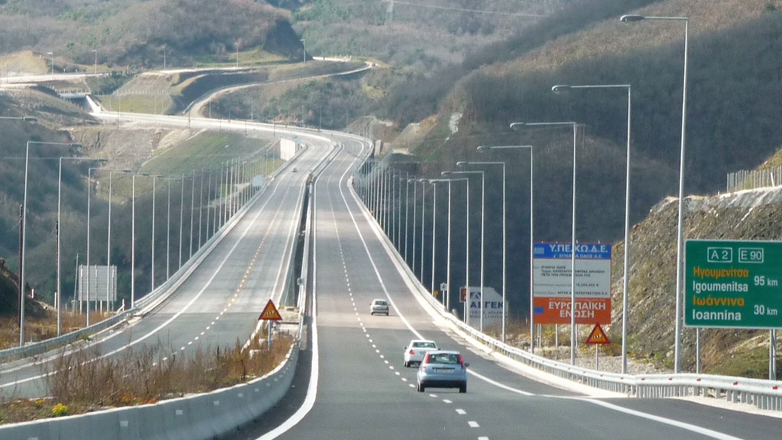 Ενοχή για υπερκοστολογήσεις 32 εκατ. ευρώ στην Εγνατία Οδό, προτείνει η εισαγγελέας