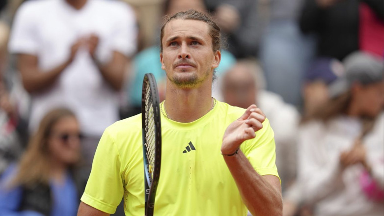 Ρολάν Γκαρός: Ξεκούραστη πρόκριση για τον Ζβέρεφ που… περιμένει Τζόκοβιτς