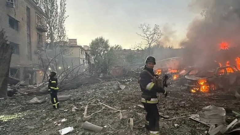 Ρωσικές επιθέσεις με τέσσερις νεκρούς στη Ζαπορίζια