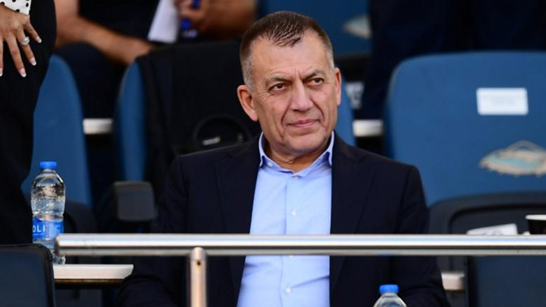 Βρούτσης: «Αν δεν υπάρξει ηθική συμφωνία την Τετάρτη, το πρωτάθλημα τελειώνει στο γραφείο μου»!