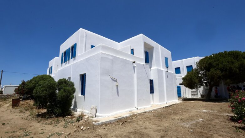 Παράδοση 16 νεόδμητων κατοικιών για γιατρούς και νοσηλευτές στη Μύκονο