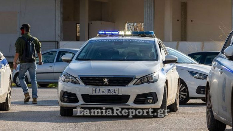 Στη φυλακή ο νταής που τα «έσπασε» σε σούπερ μάρκετ στη Στυλίδα και χτύπησε υπαλλήλους και αστυνομικούς