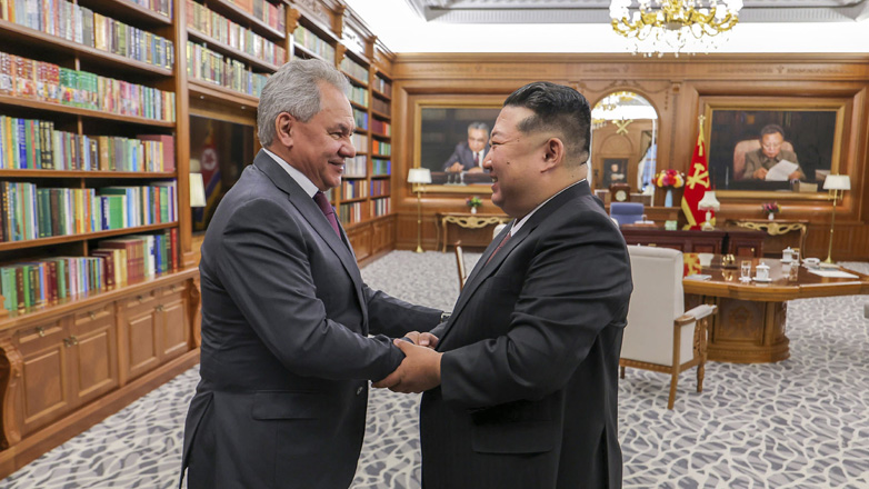 Ο Κιμ Γιονγκ Ουν υπόσχεται «άνευ όρων υποστήριξη» στον πόλεμο της Ρωσίας στην Ουκρανία