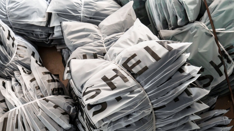 Καταγγελία για τα «σκοτεινά μοτίβα» του Shein