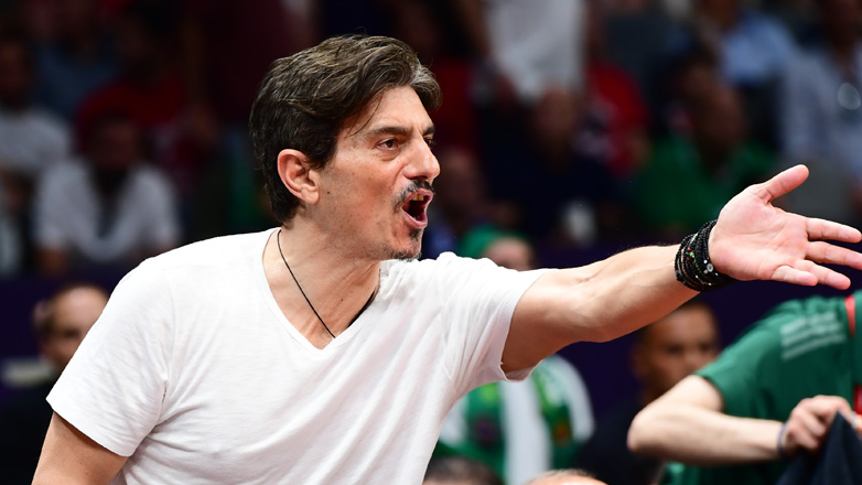 Γιαννακόπουλος: «Ο Μπαρτζώκας είπε στην κόρη μου ”άσε μας από εδώ, ρε κοριτσάκι μου” στη φυσούνα»