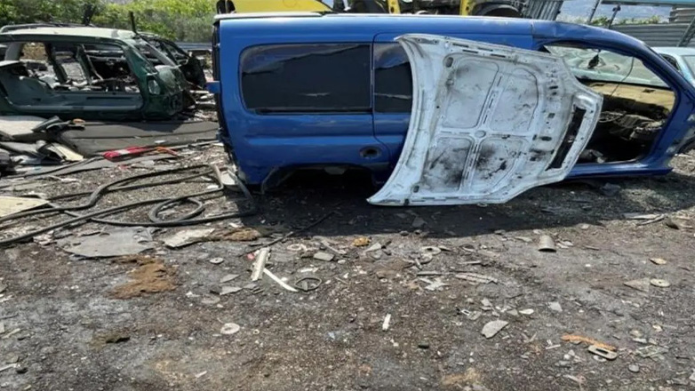 Ασπρόπυργος: Η έρευνα σε επιχείρηση διάλυσης οχημάτων έβγαλε λαυράκια