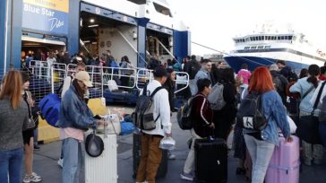 Μαζική η έξοδος των εκδρομέων του τριημέρου