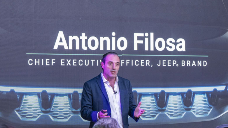 Ζαλίζει ο αστρονομικός μισθός του νέου CEO της Stellantis