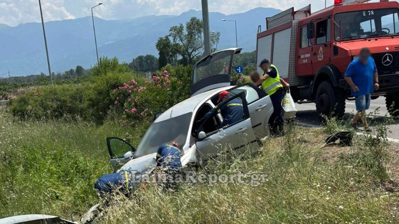Φθιώτιδα: Εκτροπή αυτοκινήτου με δύο τραυματίες