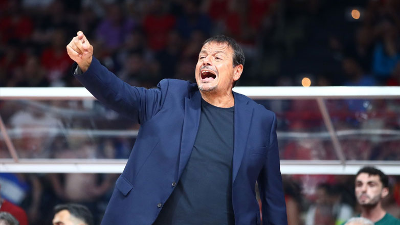 Αταμάν: «Συγχαρητήρια σε όλους στον Ολυμπιακό εκτός από έναν παίκτη τους»