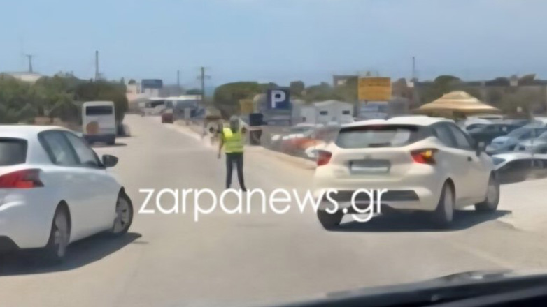 Χανιά: Ντύθηκαν τουρίστες οι Αστυνομικοί και τσάκωσαν τους παρκαδόρους στο Ελαφονήσι