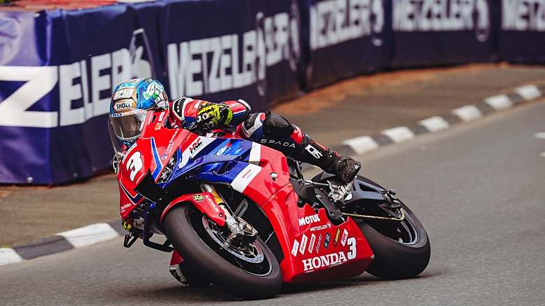 Η Metzeler με επιτυχημένη παρουσία στο Isle of Man TT, με 3 Νίκες και 14 Βάθρα