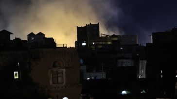 Υεμένη: Ο ισραηλινός στρατός καλεί τον πληθυσμό να απομακρυνθεί εσπευσμένα από τρία λιμάνια που ελέγχονται από τους Χούθι