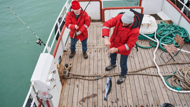 Η Βρετανία σχεδιάζει επέκταση της απαγόρευσης αλιείας με τράτα βυθού